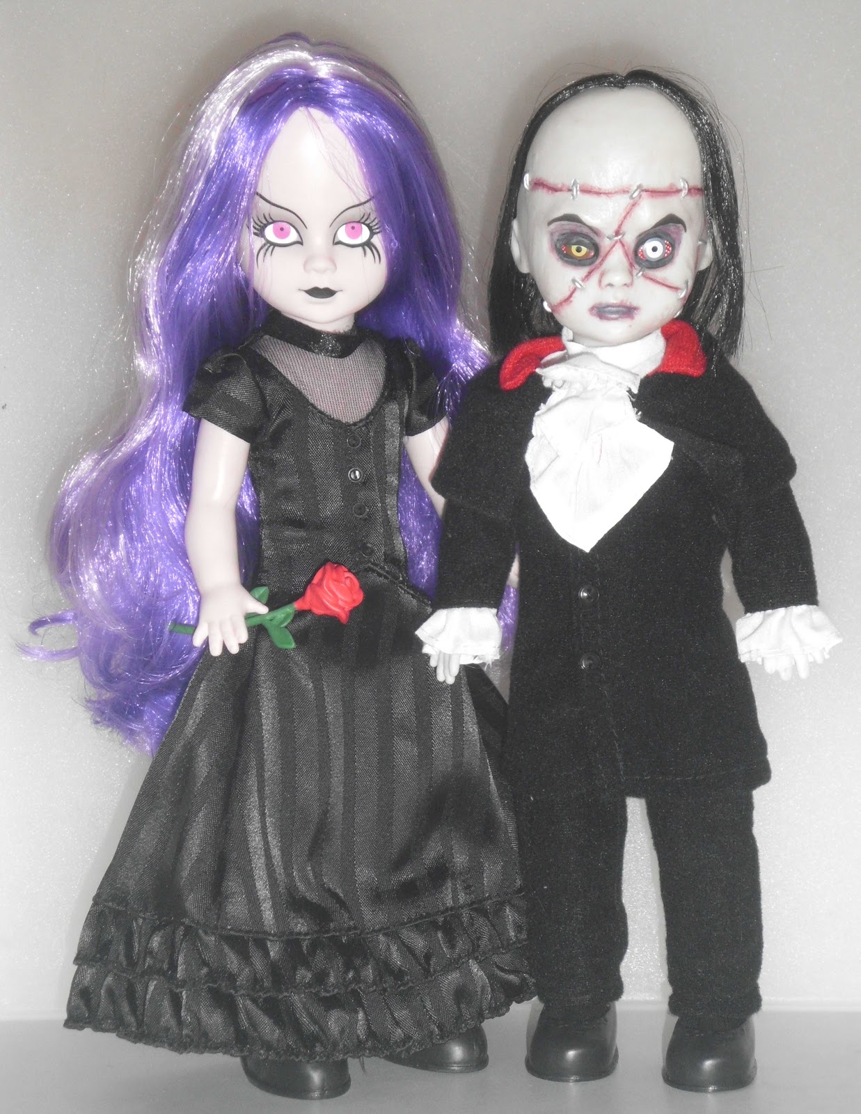 Confessions of a Dolly Lover: My first Living Dead Dolls!